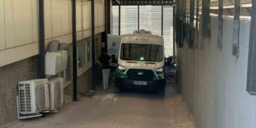 Babaları tarafından öldürülen 3 kardeş yan yana defnedilecek