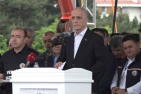 TÜRK-İŞ Genel Başkanı Atalay: "İşçilerin yeni bir anayasaya ihtiyacı var"