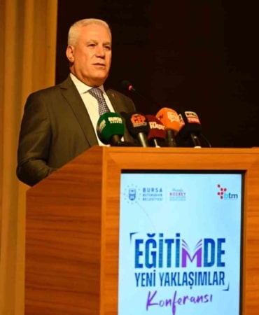 Bursa Büyükşehir’den eğitimde yeni yaklaşımlar konferansı