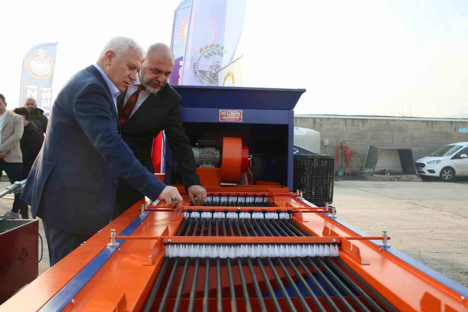 Büyükşehir’den kırsala ekipman desteği