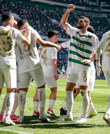 Bursaspor puan farkını tekrar açtı