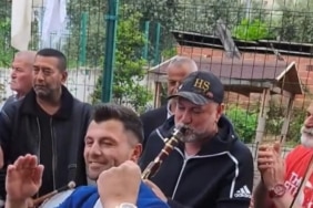 Hüsnü Şenlendirici İznik’te arkadaşının düğününe katıldı