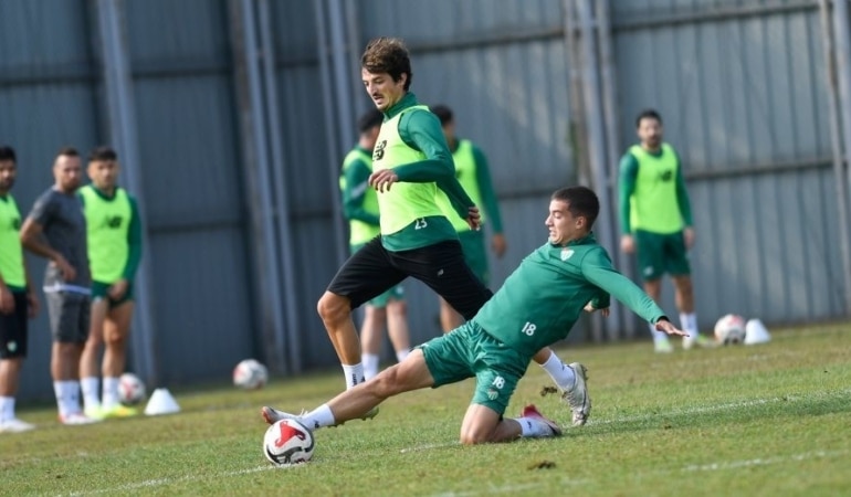 BURSASPOR, AKSARAY DEPLASMANI HAZIRLIKLARINI SÜRDÜRÜYOR