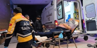 OTOBÜSÜN ÇARPTIĞI ADAM AĞIR YARALANDI