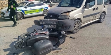 Motosiklet sürücüsü yaralandı
