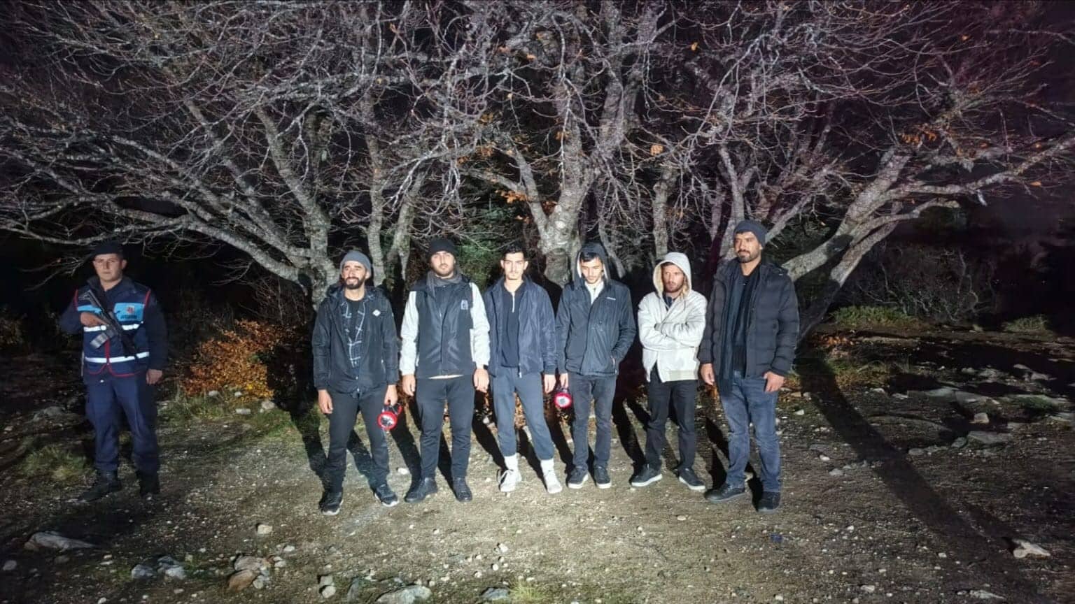 ULUDAĞ'DA ORMANDA MAHSUR KALAN 6 KİŞİ KURTARILDI