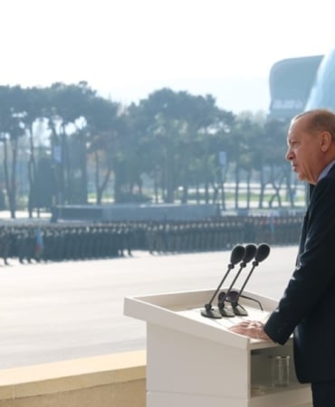 CUMHURBAŞKANI ERDOĞAN: "KARABAĞ ZAFERİ'Nİ KAFKASYA'DA KALICI BARIŞA GİDEN YOLUN KİLOMETRE TAŞI OLARAK GÖRÜYORUZ"