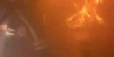 Kuruyemiş fabrikasında korkutan yangın 16 itfaiye aracı seferber oldu