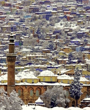 Bursa Ulu Cami dünya finalinde "Viki Anıtları Seviyor"da Türkiye birincisi oldu