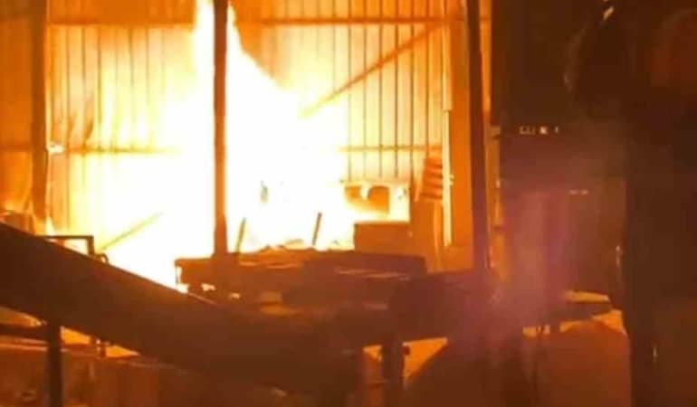 Bursa’da bir palet fabrikasında daha yangın