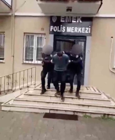 Bursa’da ruhsatsız silah ve mühimmat operasyonu