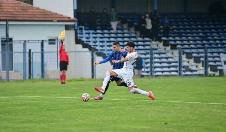 TFF 2. Lig: Karacabey Belediyespor: 0 - Ankaragücü: 2