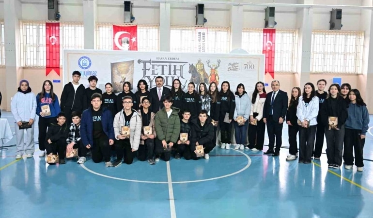 Yıldırım Belediyesi ’Fethin’ kitabını yazdı