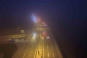 Bursa’da sis: Mudanya yolunda görüş mesafesi düştü