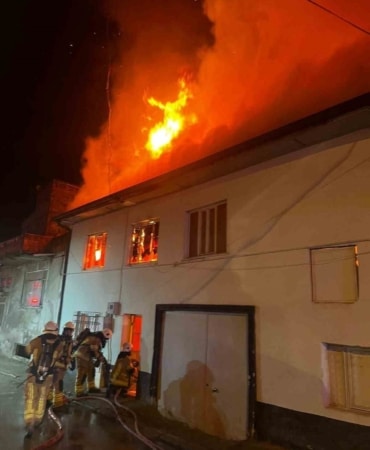 30 yaşındaki şahıs yalnız yaşadığı evde yanarak can verdi