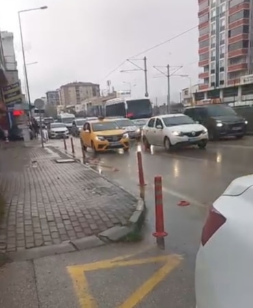 Bursa’da tehlikeli manevra: 3 bin lira ceza kesildi