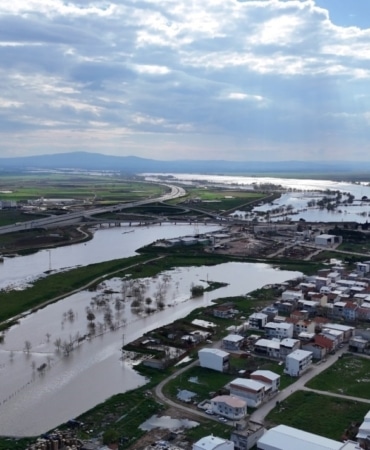 Karacabey Ovası sular altında kaldı