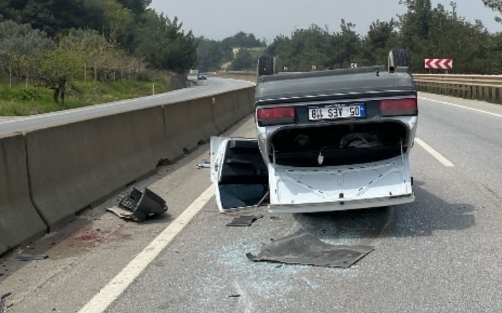 Kontrolden çıkan otomobil takla atıp ters durdu