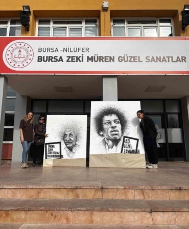 Lise öğrencileri mezun olmadan eserlerini sergileyecek