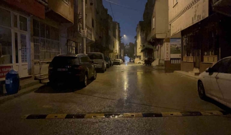 Bursa’da feci kaza: Aracın altında kalan 4 yaşındaki çocuk ağır yaralandı
