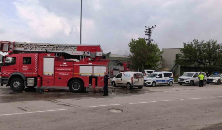 Bursa’da sunta fabrikasında korkutan yangın