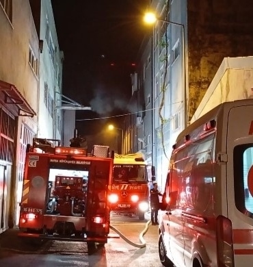 Bursa’da tekstil atölyesinde korkutan yangın