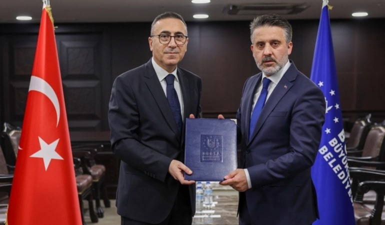Büyükşehir’de banka promosyonu 90 bin lira