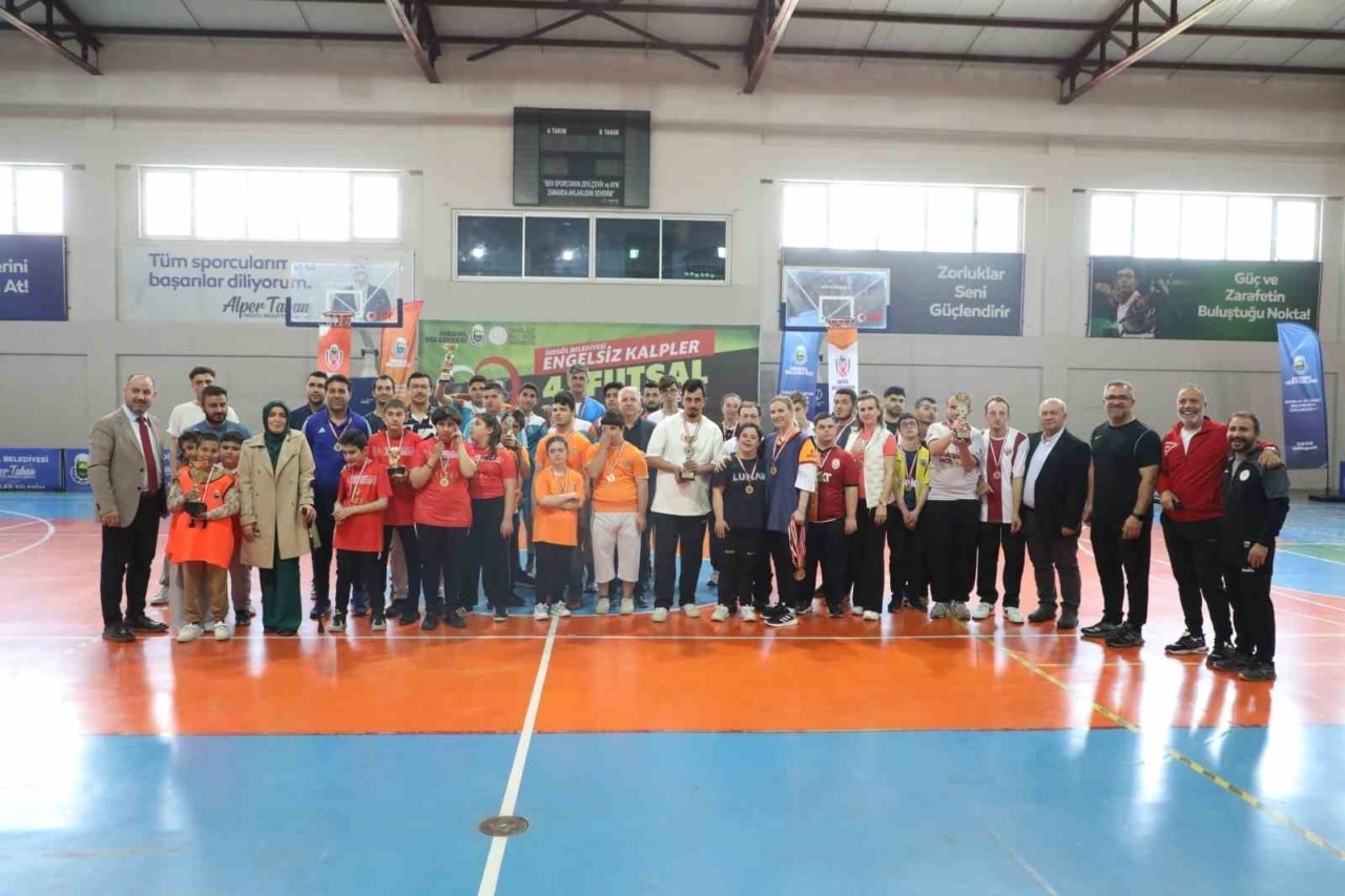 İnegöl’de Engelsiz Turnuva coşkusu