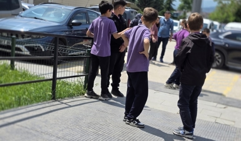 Marketten alınan çiğköfte öğrencileri zehirledi