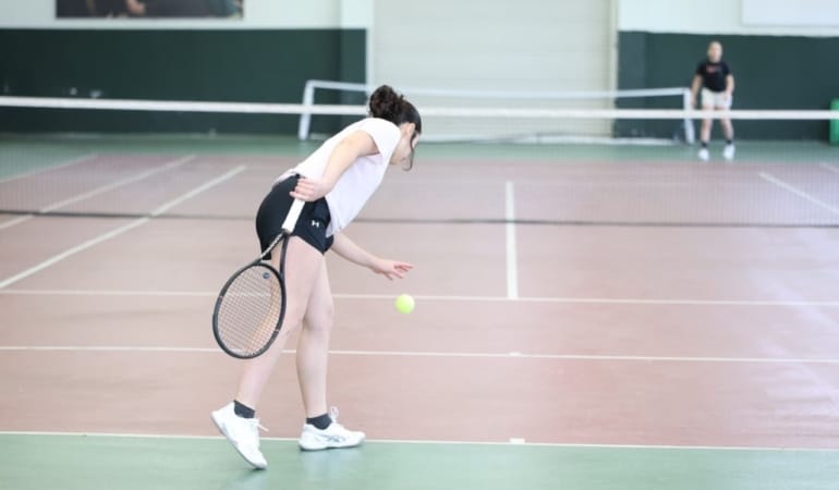 Osmangazi Belediyesi 19 Mayıs coşkusunu tenis kortlarına taşıdı