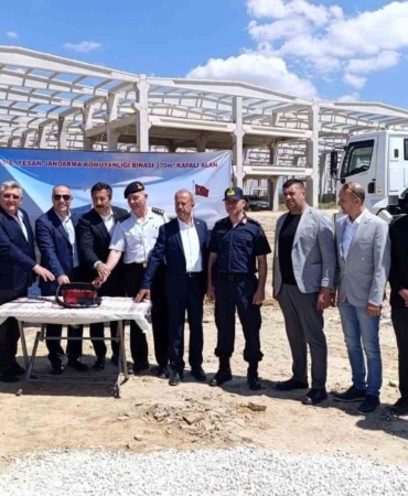 TÜRKİYE'YE ÖRNEK YATIRIMIN OLDUĞU ALANA JANDARMA KARAKOLU YAPILIYOR