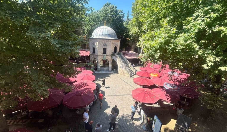 KOZAHAN'DA MASA SANDELYELER YENİDEN AÇILDI, YÖNETİMDEN ORTAK AKIL ÇAĞRISI GELDİ