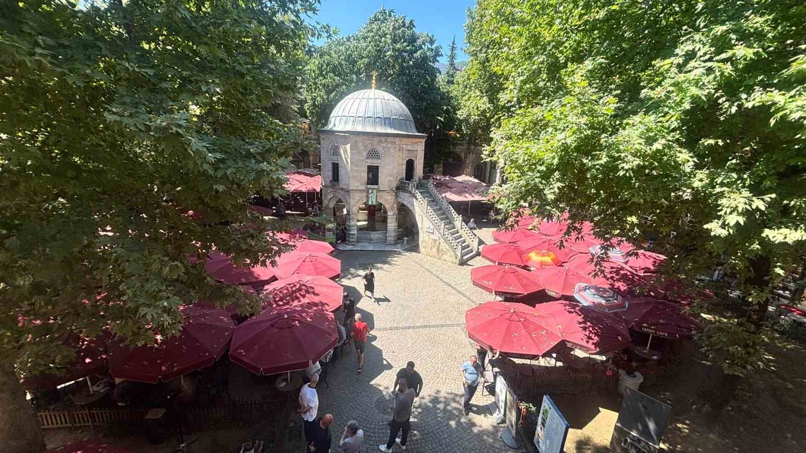 KOZAHAN'DA MASA SANDELYELER YENİDEN AÇILDI, YÖNETİMDEN ORTAK AKIL ÇAĞRISI GELDİ