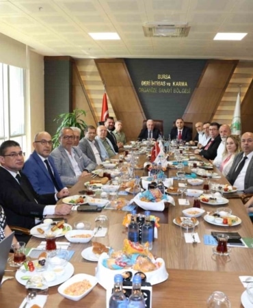 Başkan Şadi Özdemir sanayicilerle buluştu