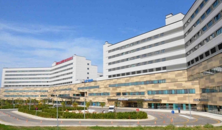 Bursa Şehir Hastanesi’ne bin 500 araçlık otopark müjdesi