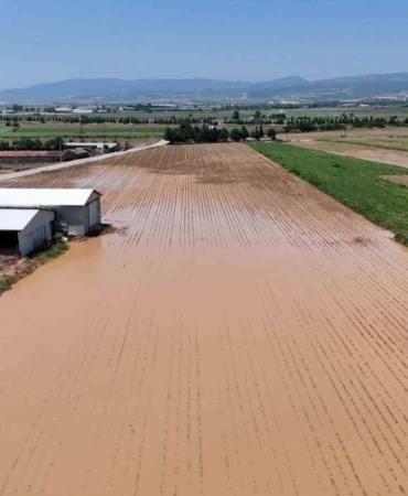 Bursa Yenişehir’de sel ve dolu felaketi