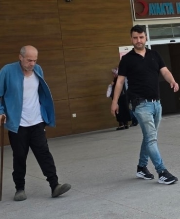 Bursa’da 13 yıl hapis cezası bulunan şahıs saklandığı evde yakalandı