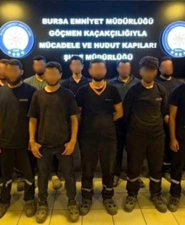 Bursa’da kaçak göçmen işçi operasyonu: 2 organizatör yakalandı