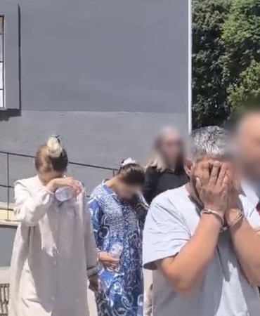 Çaldıkları çelik kasayla yakalandılar: 1.8 milyonluk ziynet sahibine teslim edildi