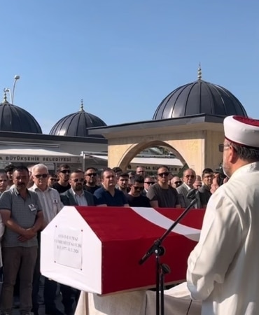 Duruşmada kalp krizi geçirerek hayatını kaybeden Cumhuriyet Savcısı son yolculuğuna uğurlandı