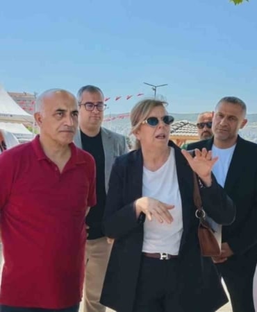 Gemlik’te denizinde dip bucak temizlendi