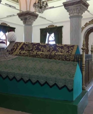 Sultan 1. Murad Hüdavendigar Han dualarla anıldı
