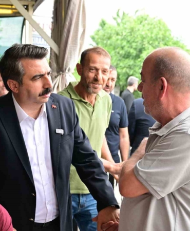 YILDIRIM BELEDİYE BAŞKANI OKTAY YILMAZ, SAMANLI MAHALLESİ'NDE VATANDAŞLARLA BİR ARAYA GELDİ.