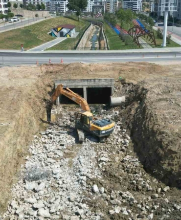 BURSA BÜYÜKŞEHİR BELEDİYESİ, NİLÜFER İLÇESİ BALKAN MAHALLESİ’NE YENİ BULVAR KAZANDIRMAK İÇİN ÇALIŞMALARINI ARALIKSIZ SÜRDÜRÜYOR.