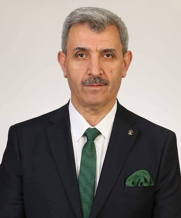 ORHANGAZİ BELEDİYE BAŞKAN YARDIMCISI İBRAHİM ALTUNTAŞ, BELEDİYEDEKİ MAKAMINDA RAHATSIZLANMASININ ARDINDAN HASTANEYE KALDIRILDI. ALTUNTAŞ'IN KALP KRİZİ GEÇİRDİĞİ BELİRLENDİ.