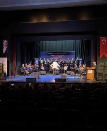 BURSA'NIN FETHİNİN 700. YILINA ÖZEL BESTE YARIŞMASINDA ÖDÜLLER SAHİPLERİNİ BULDU