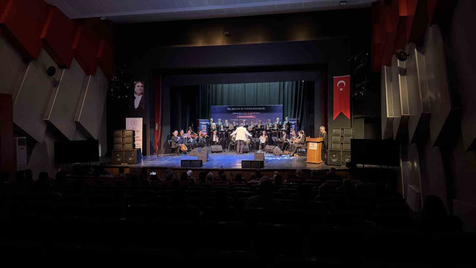 BURSA'NIN FETHİNİN 700. YILINA ÖZEL BESTE YARIŞMASINDA ÖDÜLLER SAHİPLERİNİ BULDU