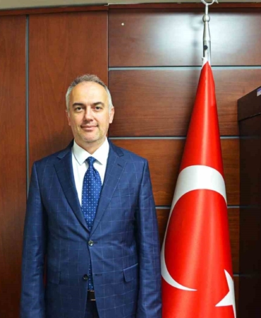 UZM. DR. MUSTAFA ÇETİN