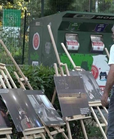 BURSA'NIN GÜRSU İLÇESİNDE 15 TEMMUZ DEMOKRASİ VE MİLLİ BİRLİK GÜNÜ DOLAYISIYLA CELALBEY MİLLET BAHÇESİ'NDE ANMA PROGRAMI DÜZENLENDİ.