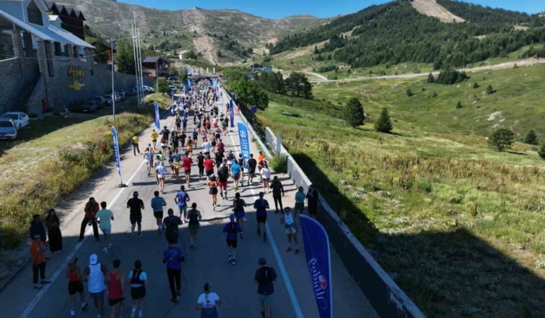 ULUDAĞ'DA BU YIL DOKUZUNCUSU DÜZENLENEN ULUDAĞ PREMİUM ULTRA TRAİL'İN ANA ETAPLARI BÜYÜK HEYECANA SAHNE OLDU.